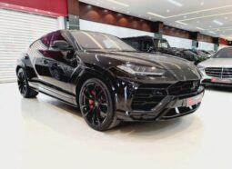 Lamborghini-Urus-For-Sale-in-Dubai-VIp-Motors-10-640x466