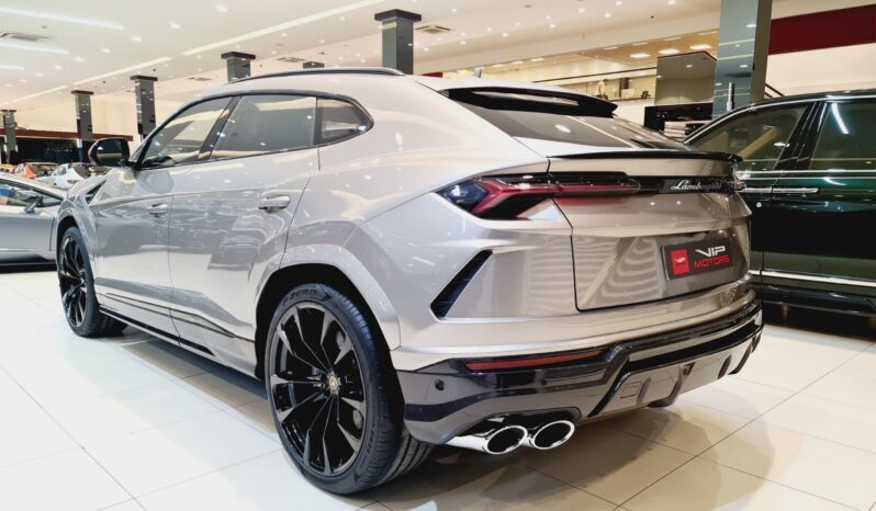 Lamborghini Urus 2021 full