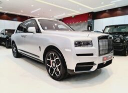 Rolls-Royce-Cullinan-For-Sale-in-Dubai-Vip-Motors-11-640x466