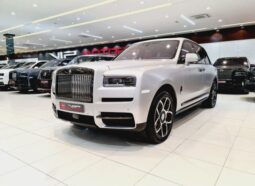 Rolls Royce Cullinan Black Badge 2021 full