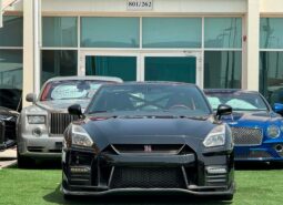 Nissan GT-R 2016 full