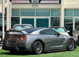 Nissan GT-R 2016 full