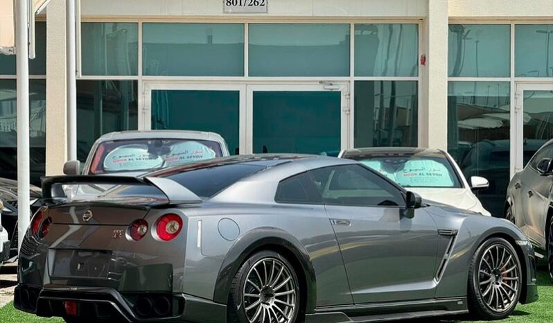 Nissan GT-R 2016 full