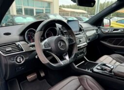 Mercedes-Benz AMG GLE 63 2018 full