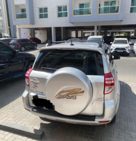 Used Toyota RAV4 2010 full