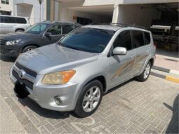 Used Toyota RAV4 2010 full