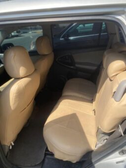 Used Toyota RAV4 2010 full