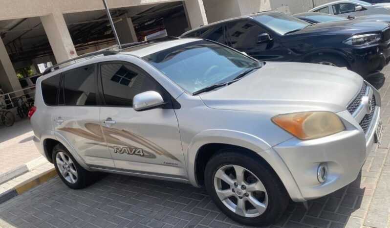 Used Toyota RAV4 2010 full